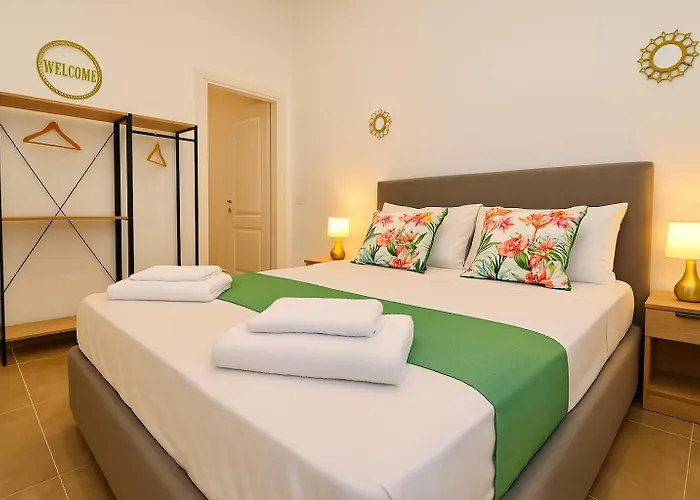 Fly Zone ベッド・アンド・ブレックファスト 3*