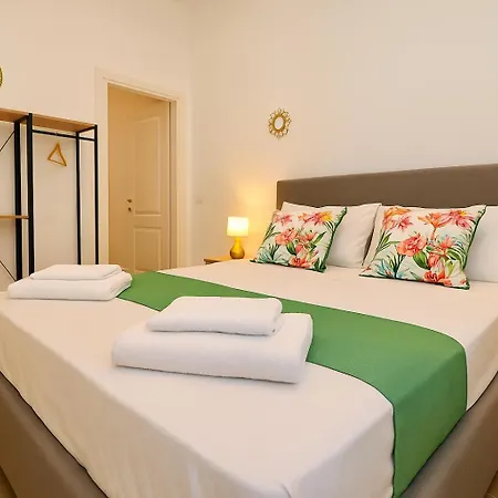 Fly Zone Bed & Breakfast *